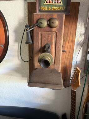 Antique Oak Wall Mount Hand Crank Telephone with American Telephone Transmitter